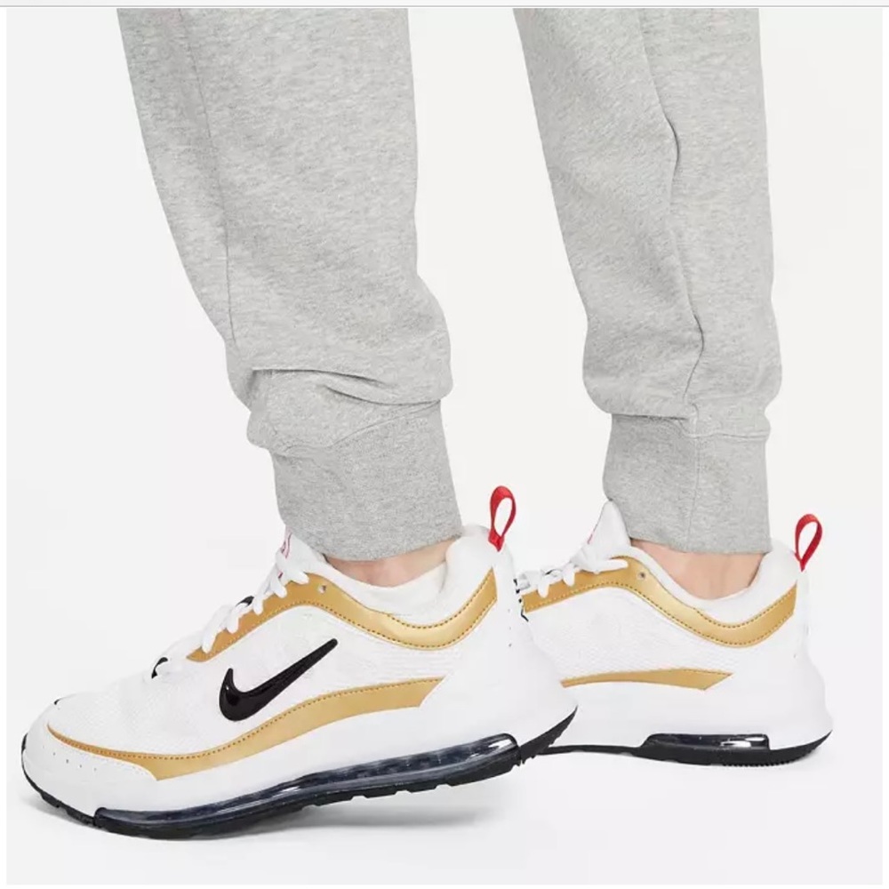 Nike Sportswear Women's Club Fleece Mid-Rise Joggers - Picture 4 of 14